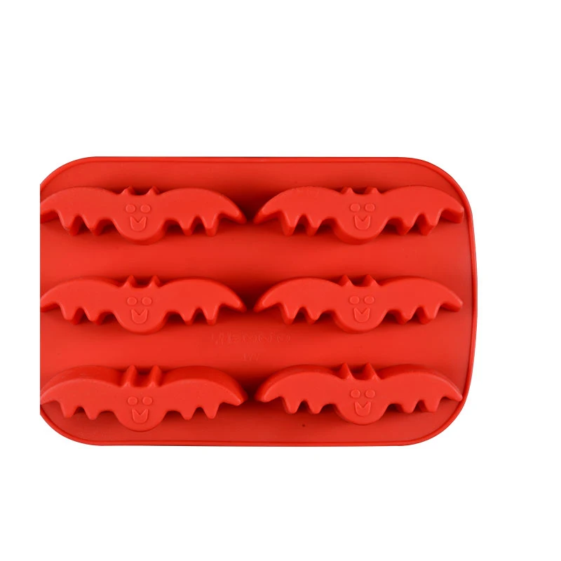 

Factory Direct Price Reusable 6 Mini Bats Design Silicone Mould Cake