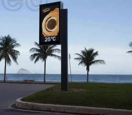 LED POLE SIGN C1.jpg