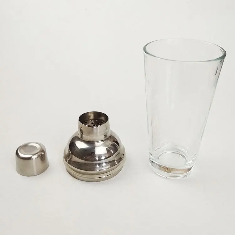 Cocktail-shaker-3.jpg