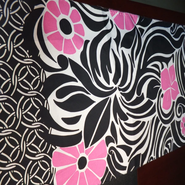 苏州第一定制数码印花真丝面料