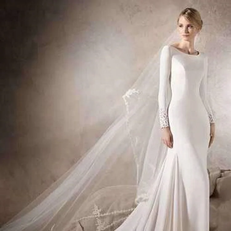 

Elegant appliqued lace sheath satin wedding dress bridal gown latest design 2019, Ivory