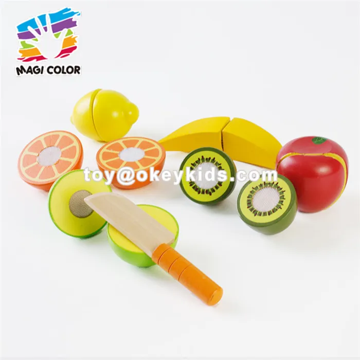 cutting toy fruits