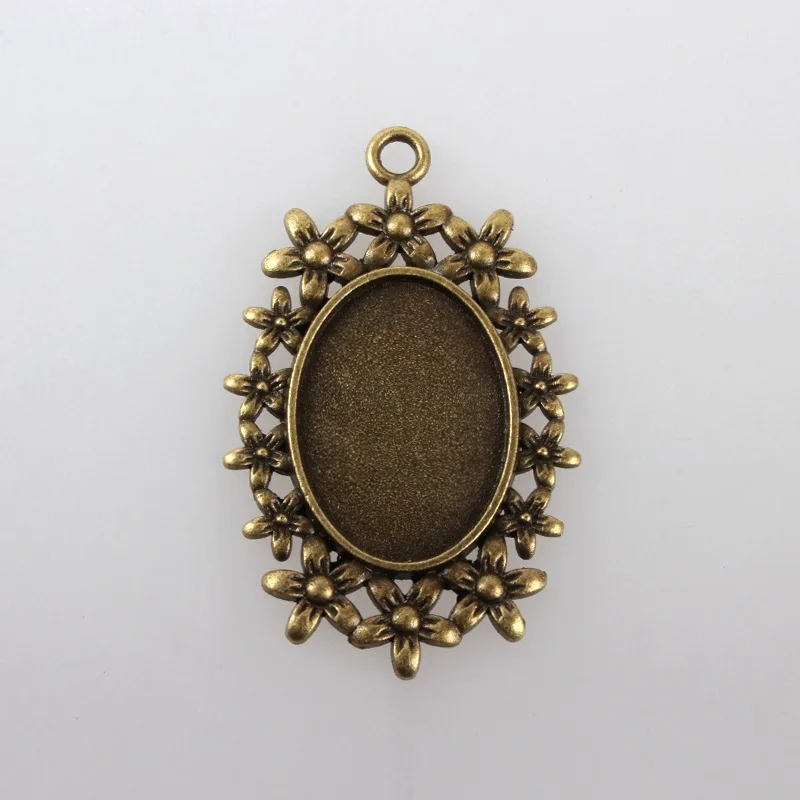 

PandaHall Oval Vintage Alloy Flower Pendant Cabochon Bezel Setting, Antique bronze