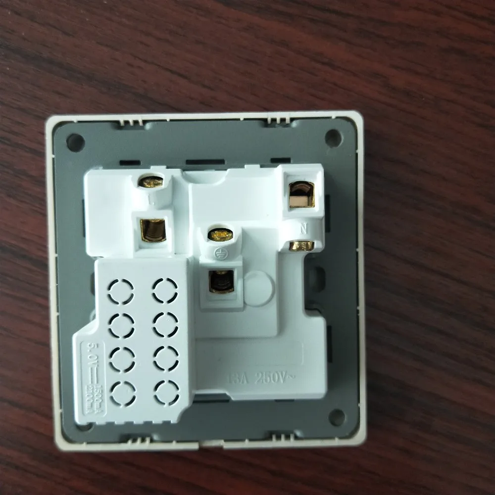 Pakistan/bangladesh Style 2pin+mf Socket With Switch Light Plug Sockets