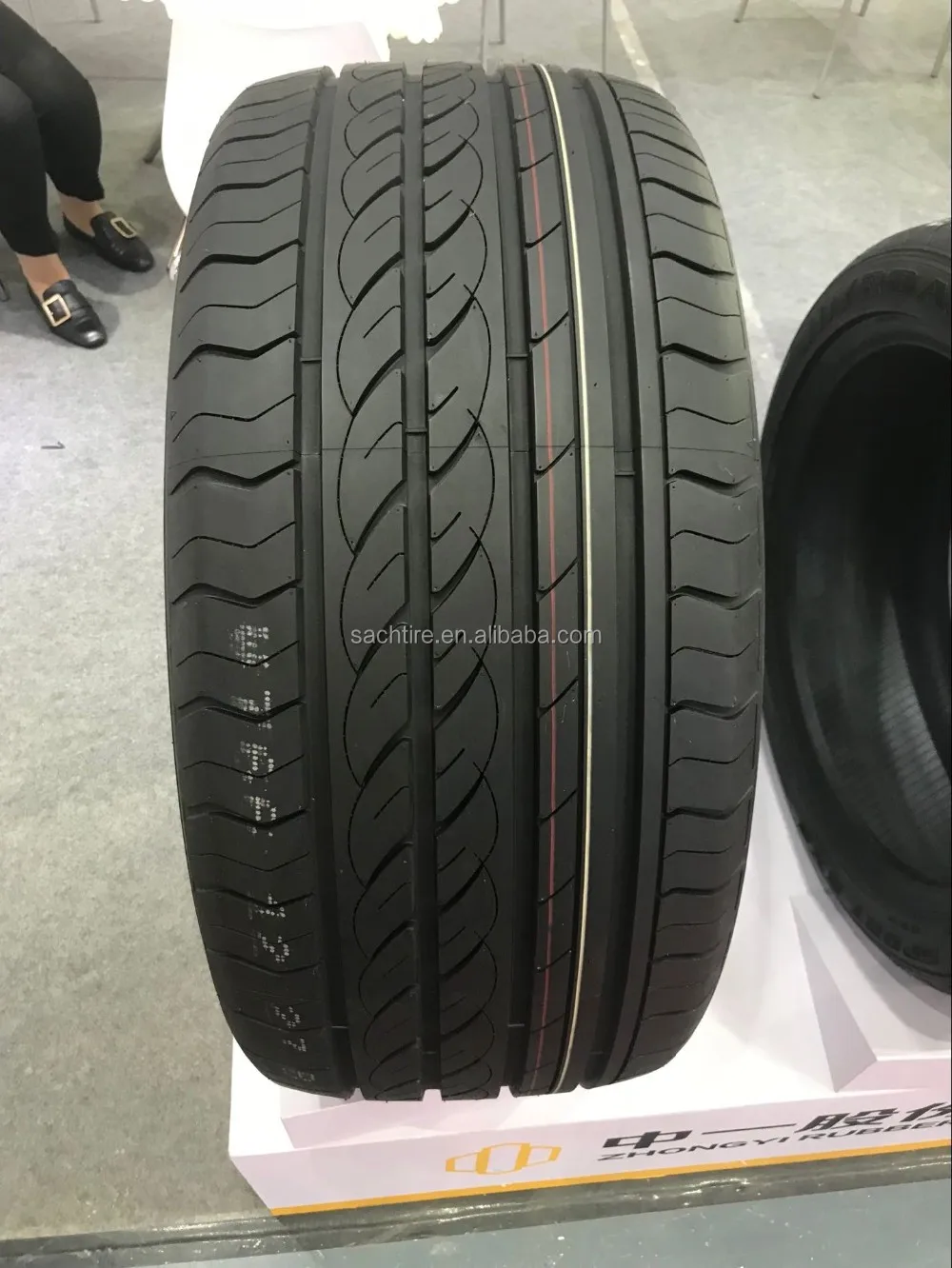 Michelin Technology Low Price Car Tire 195/70r14 205/70r14 185/65r15