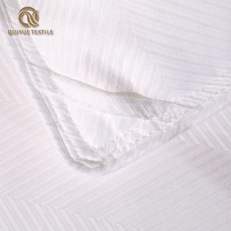 Chinese Handmade Silk Bed Quilt With Soft 100% Pure Silk Cover - Buy ...