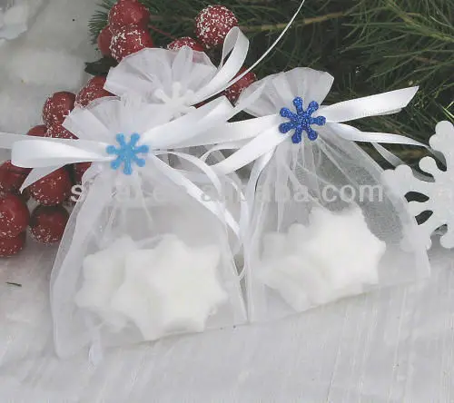 SNWF-F-8021 Snowflake Guest Soap Favors Set of 3 with Gift Bag