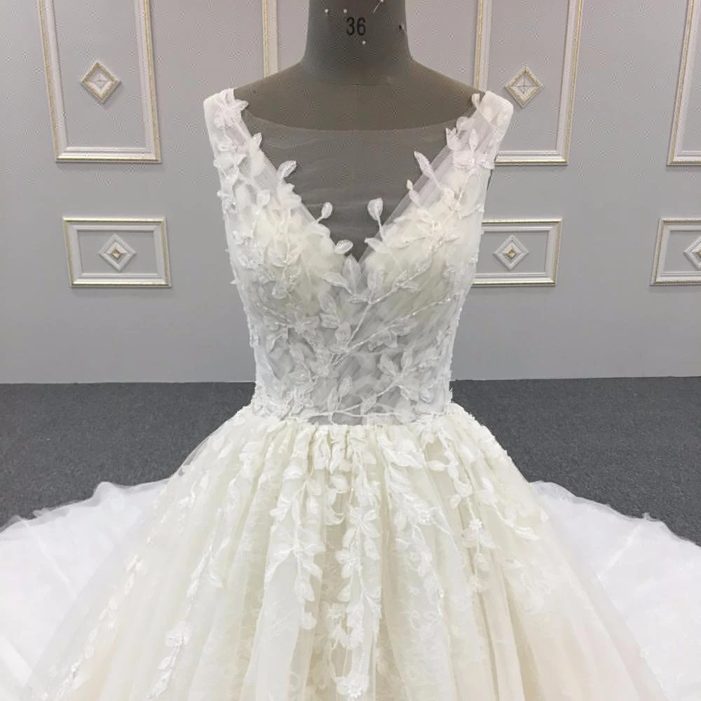 

WT403 V-neck ivory beaded lace wedding dress bridal gowns 2018