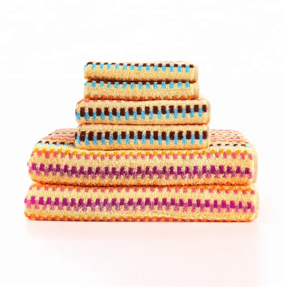 Pure 100 Cotton Colorful Jacquard Hand Towel with Bear Embroidery (3).jpg