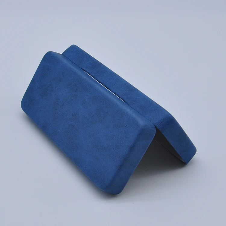 packaging eyewear cases