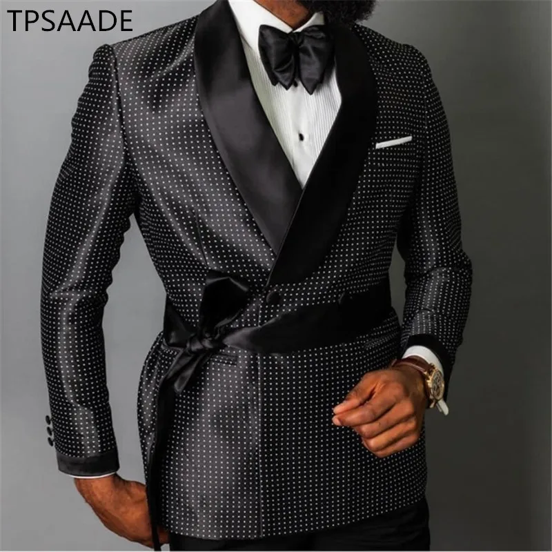 

2019 Latest Fashion Design Double-breasted Best Wedding Men's Groom WPY036, White linen as picture