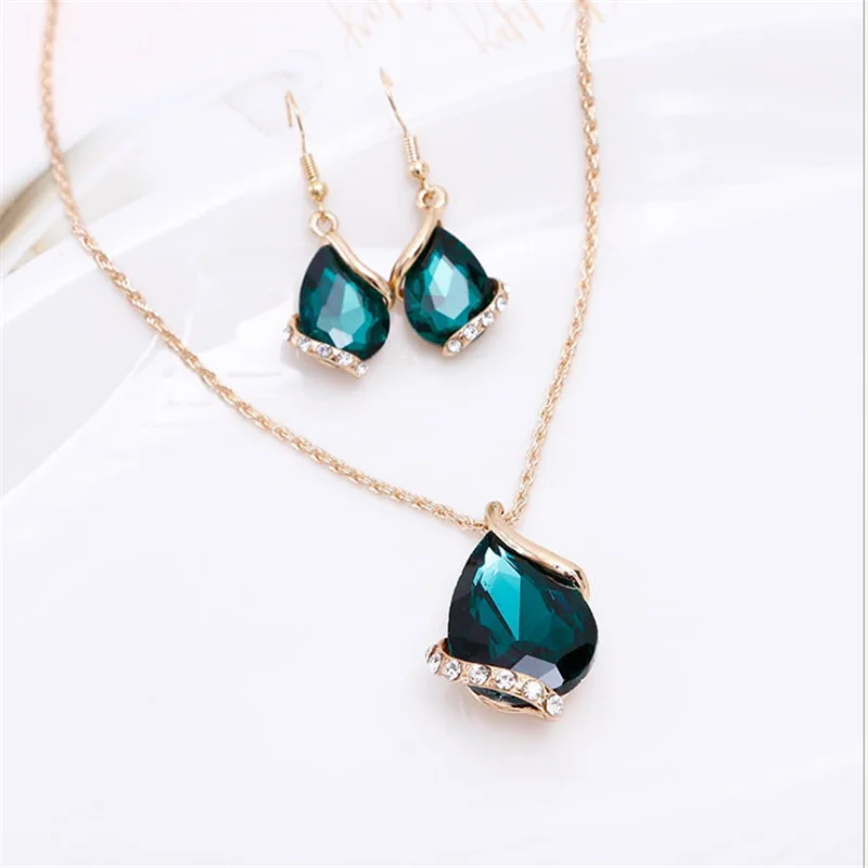 

Hot selling gold plated crystal women jewelry set necklace and earring, As picture