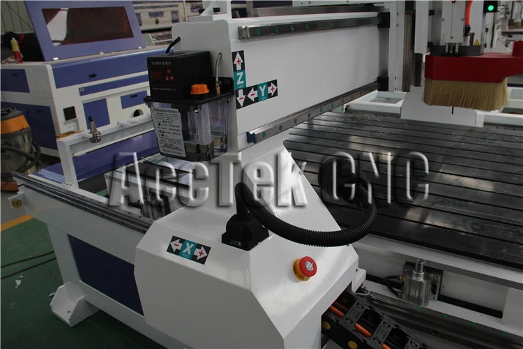 ATC wood working machine router 1325 cnc wood carving machine AKM1325C