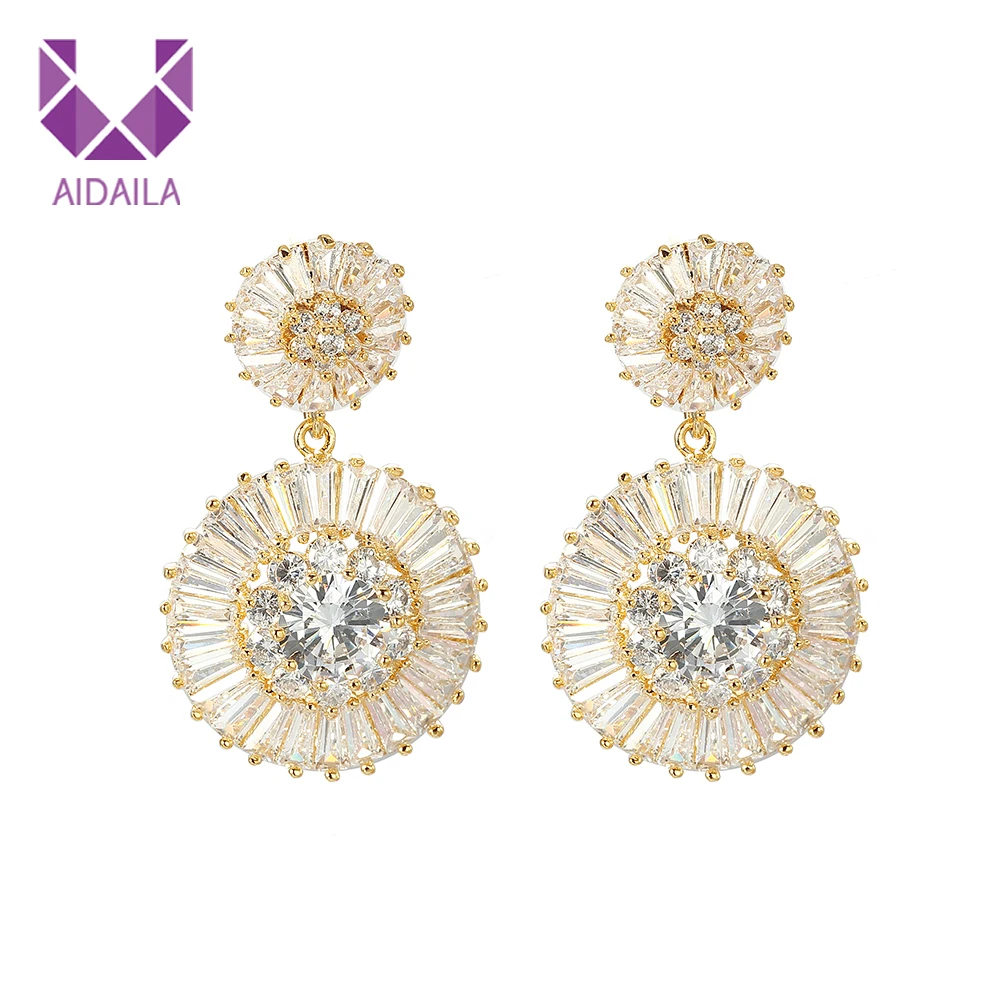 

AIDAILA High Quality Micro Zircon Jewelry Elegant 18k Gold Diamond Earrings, Picture shows