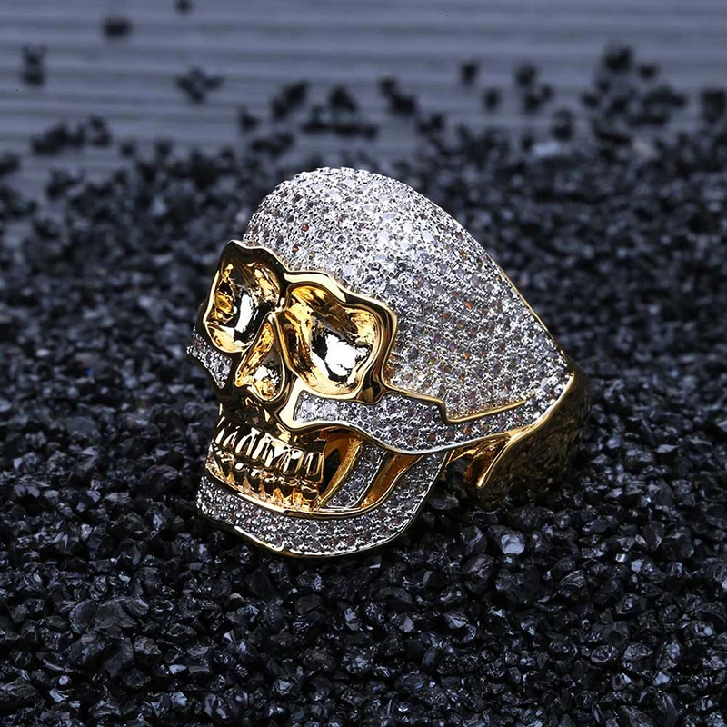 

Hip Hop Copper Personality Retro Skull Ring Iced Out Micro Paved Cubic Zircon Punk Ring for Men (SK175), As picture