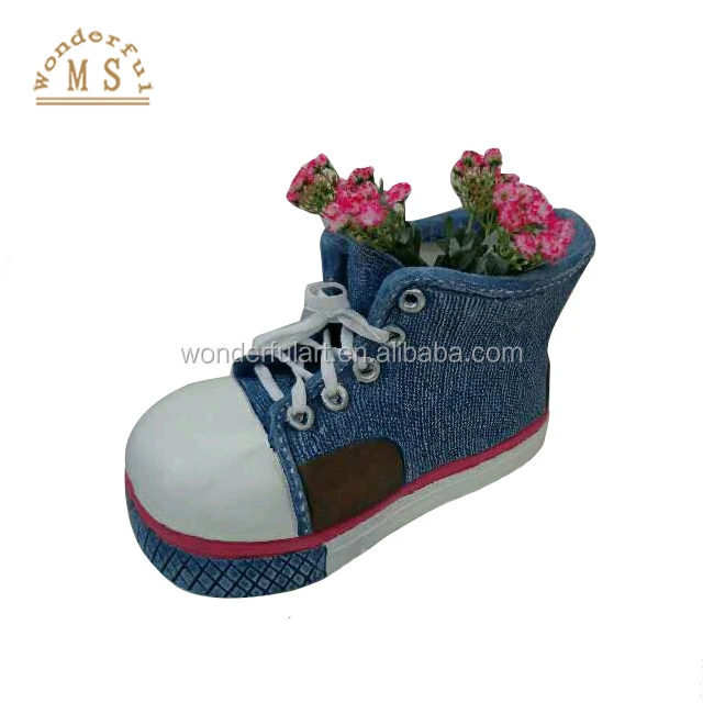 3D resin boot garden Planter shoe flower pot artificial flower indoor decoration green plantpot with frog at front patiodecor