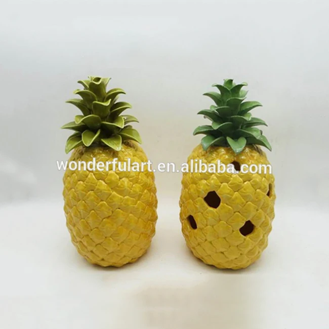 White Yellow Home Decoration Ceramic Porcelain Pineapple Decor