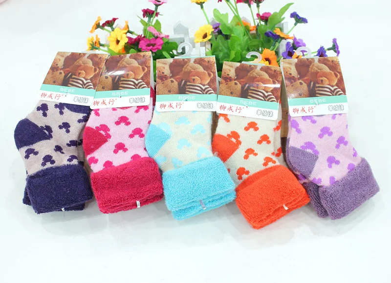Free shipping 2015 new autumn and winter thickening thermal cashmere socks loop pile socks kid s