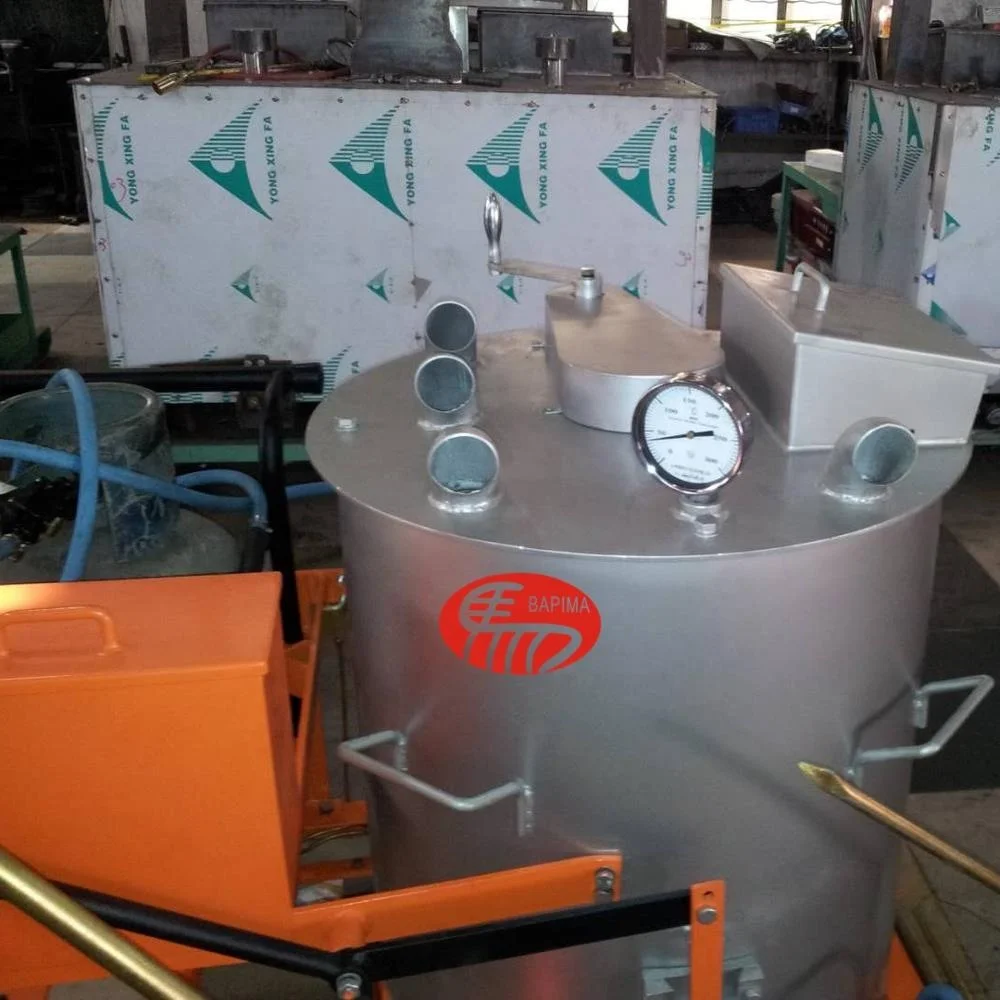 
Thermoplastic paint boiler combined road line marking paint machine for sale in Guangzhou 