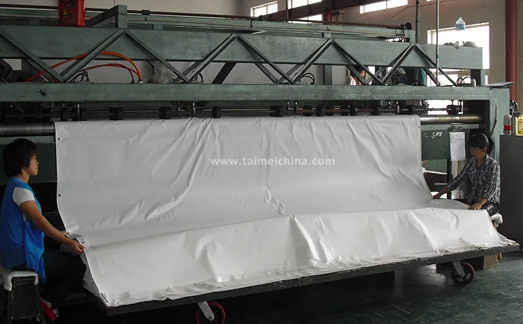 pvc_laminated_tarp_1.jpg