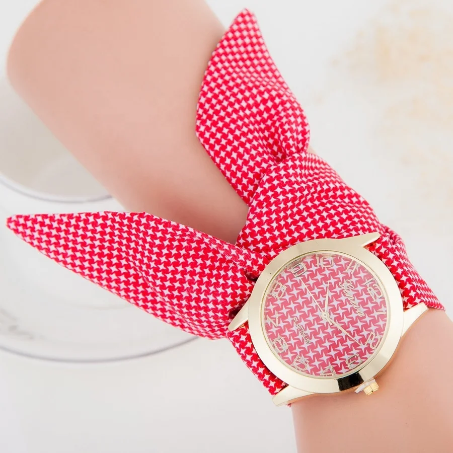 

Ladies Watch Top Brand Luxury Grid Cloth Band Rose Gold Dial Quartz Bracelet Wristwatch Hot Sale Stylish WW074