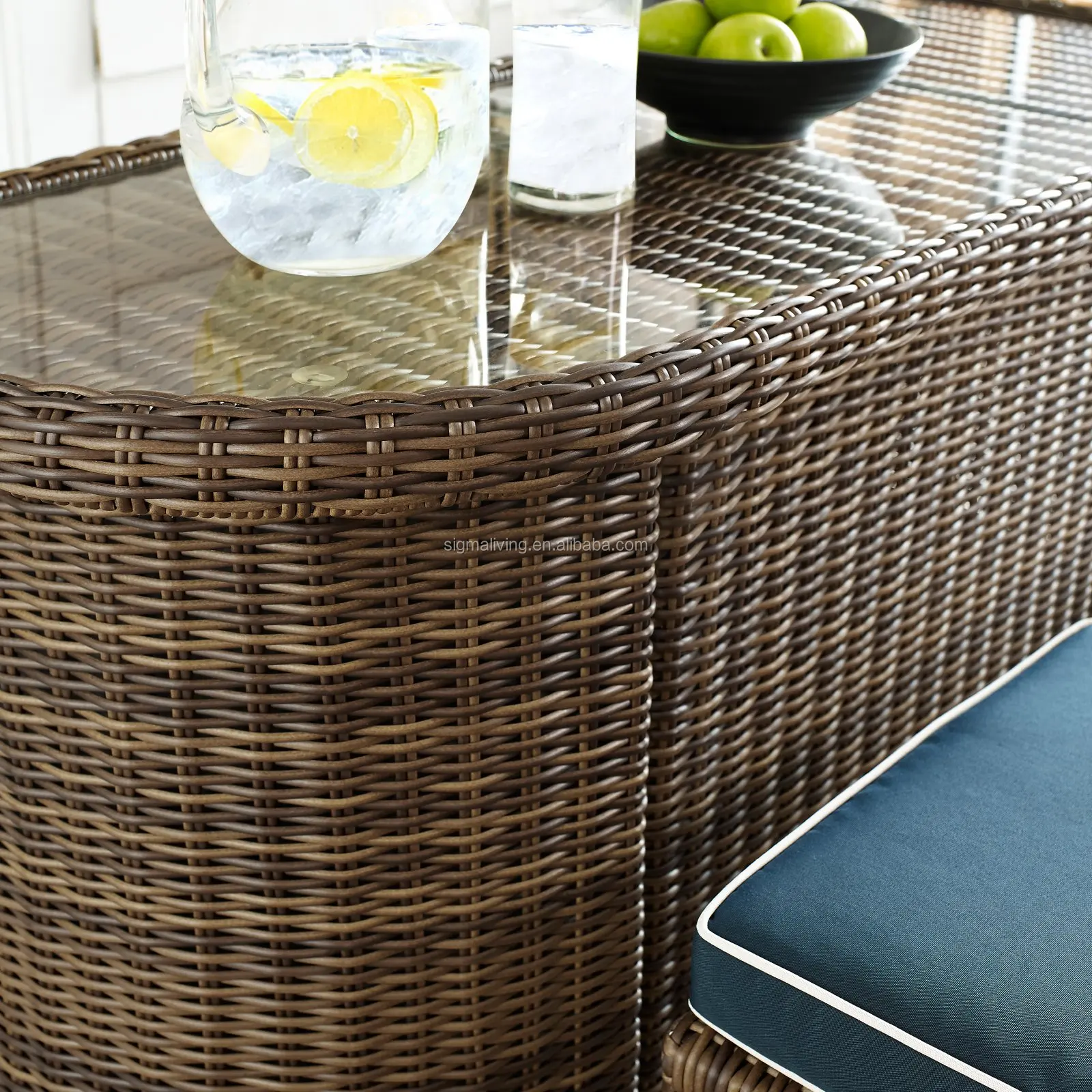 Wholesale Outdoor Cheap High Quality Wicker Patio Cube Set Rattan Furniture Outside Garden Home Bar Table Stool Chair Sets