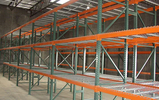 USA Q235B Steel Teardrop Pallet Rack 