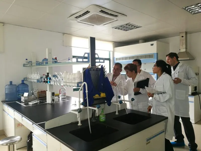 
99% Sterile lyophilized powder / Acyclovir Sodium 