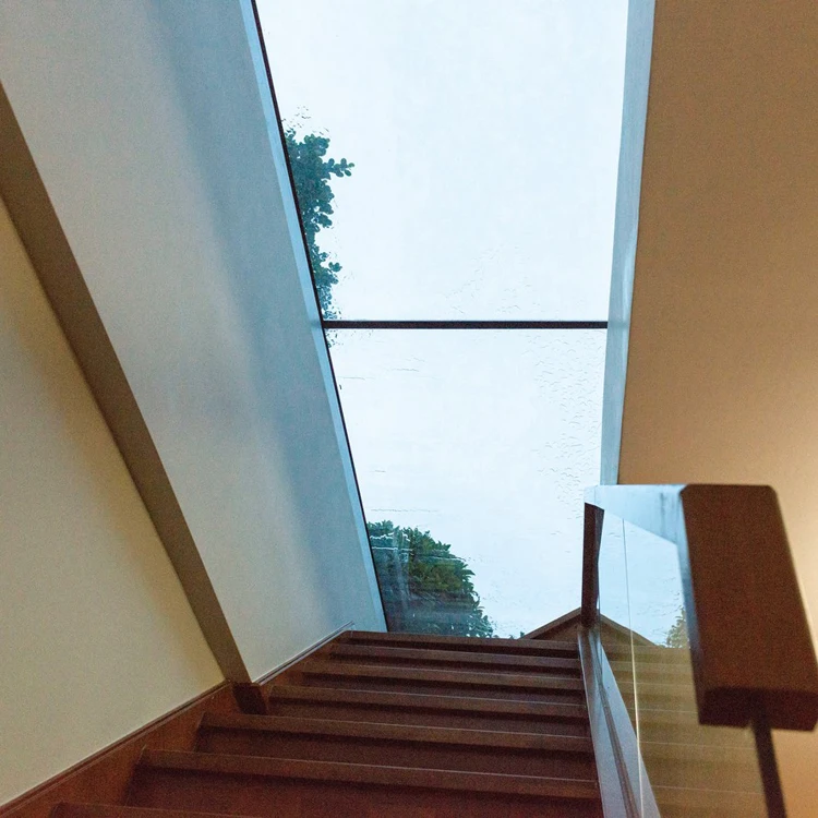 Precio De Fábrica De Buena Calidad Eléctrico De Aluminio De Tragaluz