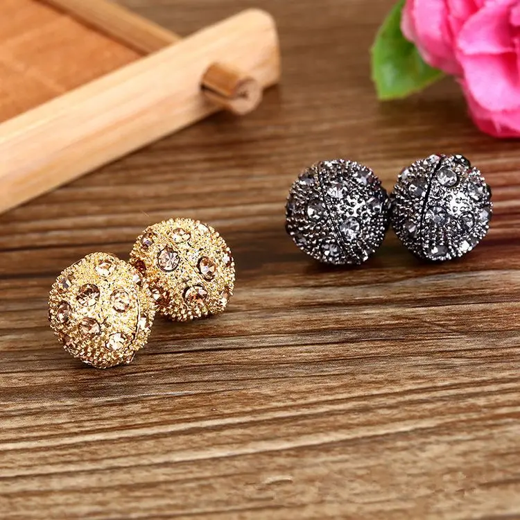 

Top Sale Women Colorful Diamond Plated Round Shape Magnet Brooch, White, black, red, coffee, blue, blue, champagne, pink,also can custom