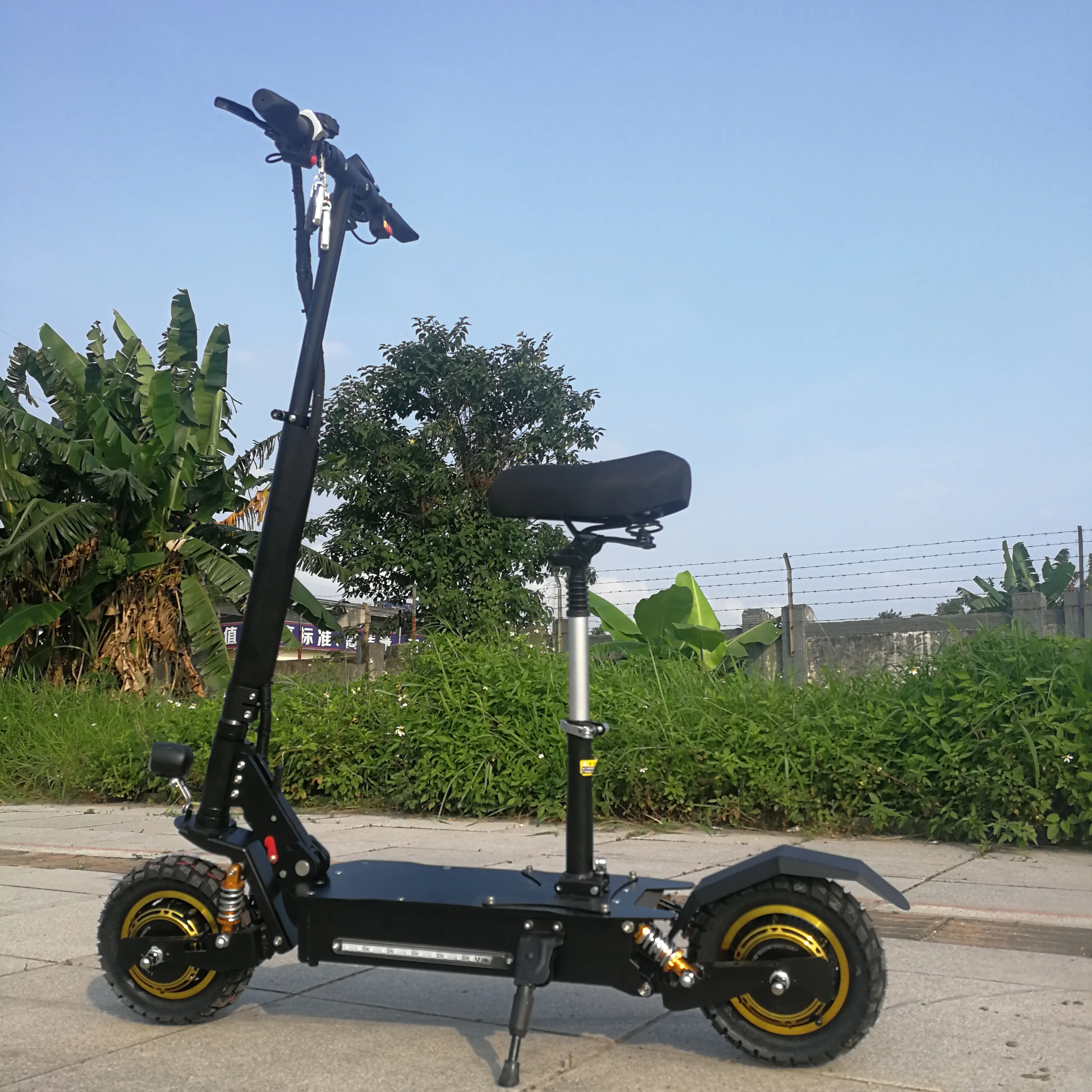 

VICSOUND 2019 Popular Selling Electric Scooter Sharing 10 inch 60V 2000W With Seat Optional, Black