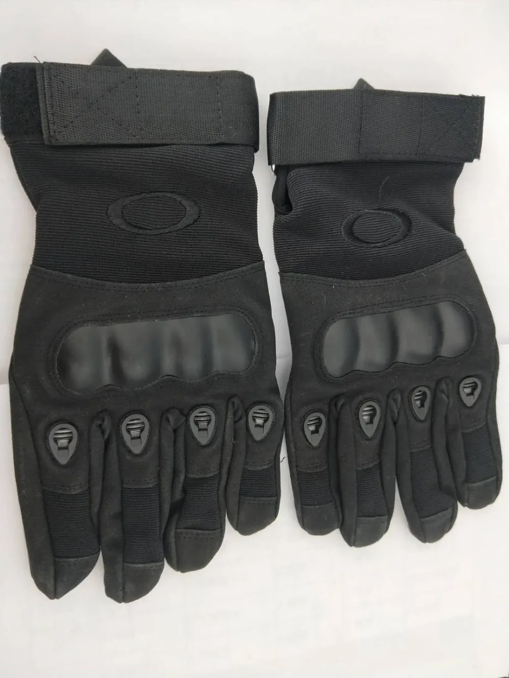 black tactical full finger gloves