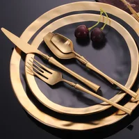 

2019 Stainless Steel Cutlery Set Gold Dinnerware Western Food Cutlery Tableware Dinnerware Christmas Gift forks knives spoons