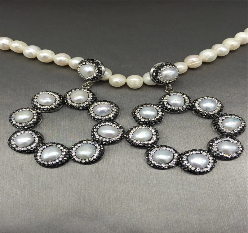 

Wholesale high quality fashionable simple pearl earrings, White