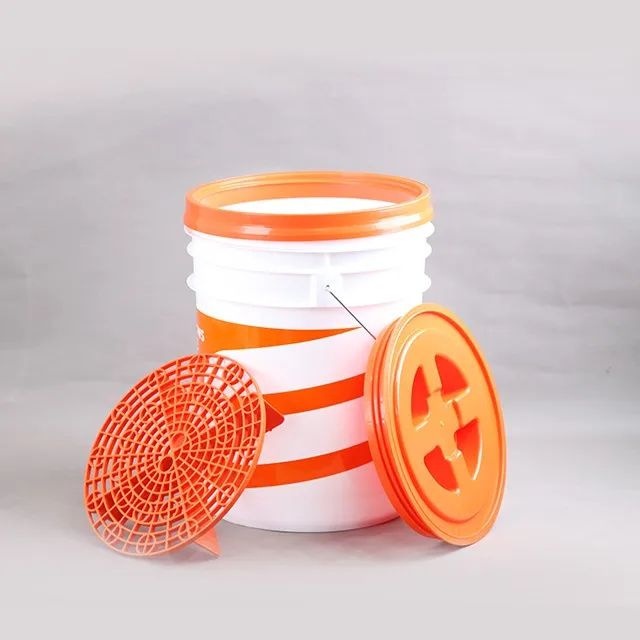 White Car Wash Plastic Pails 20l With Sand Filter And Gamma Seal Lid