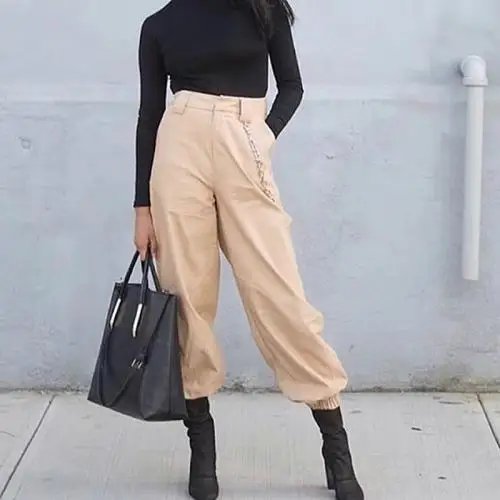 

Wholesale Women Stylish Buttons Solid High Waist Cargo Pants