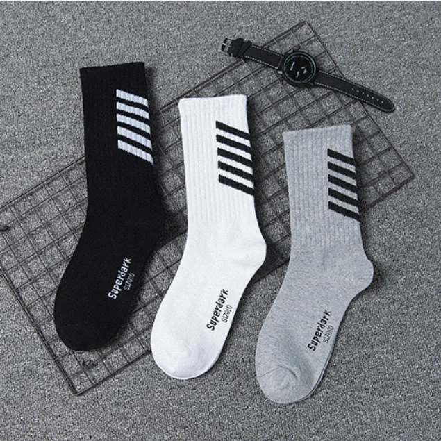 

2021 Newly Comfortable Crew Cotton Casual Hip Hop Skateboard Streetwear Socks