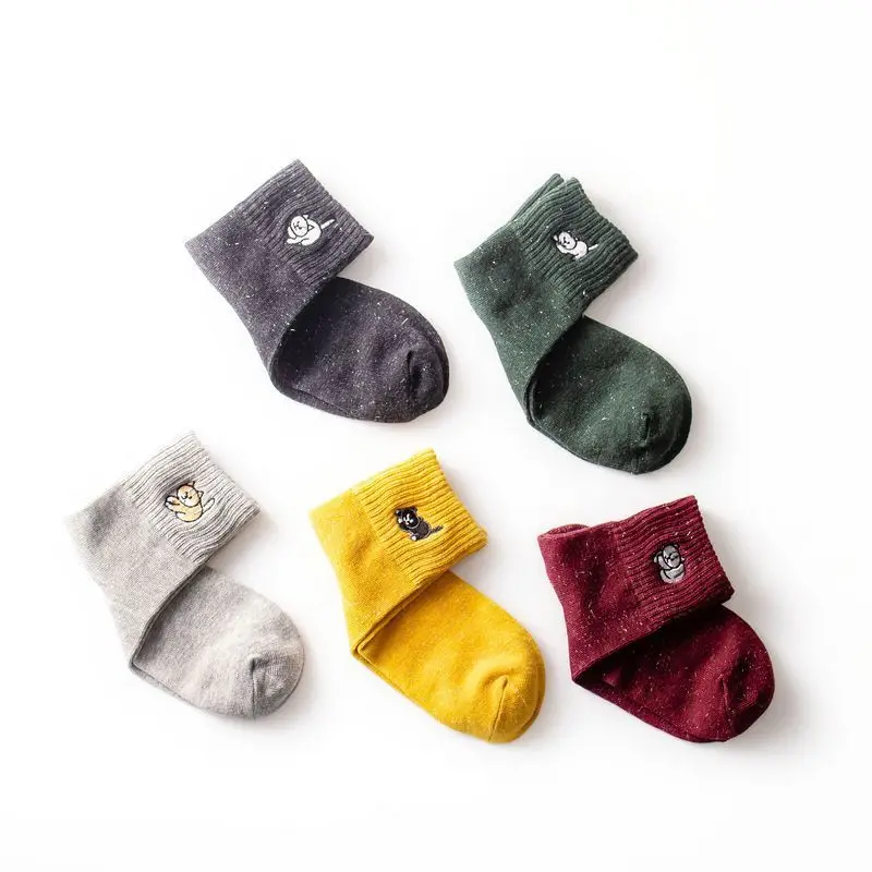 

New South Korea Style Bright Yarn Knitting Animal Cartoon Embroidery Cute Cat Socks, Colorful