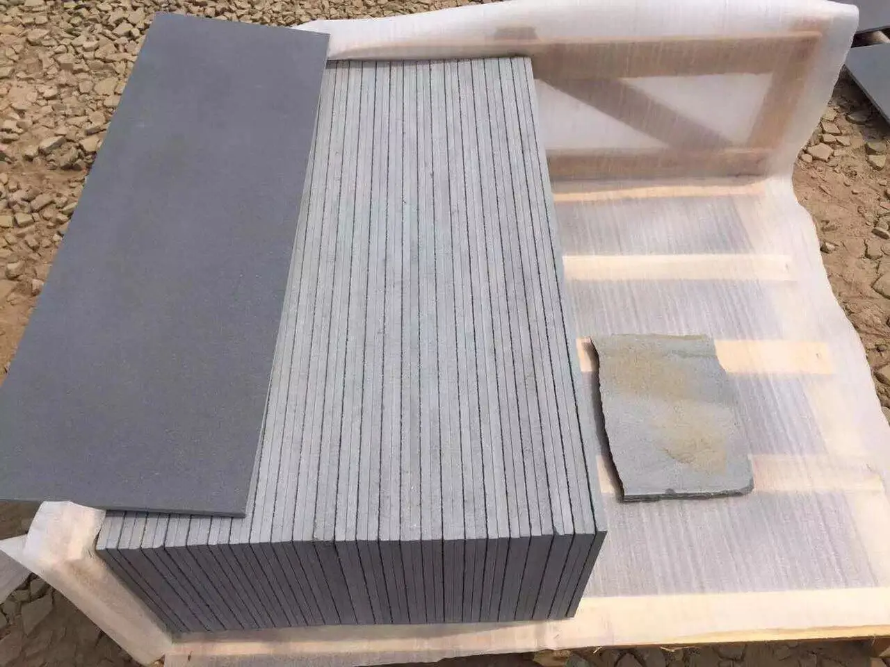 Limestone Swimming Pool Toping Slabs with Edges Carving