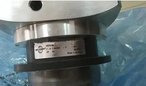 Discount price ! 5-axis machining centers with 1326