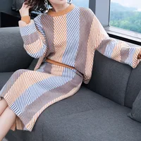 

Latest new arrival crew neck stripe sweater and haf skirt twin set