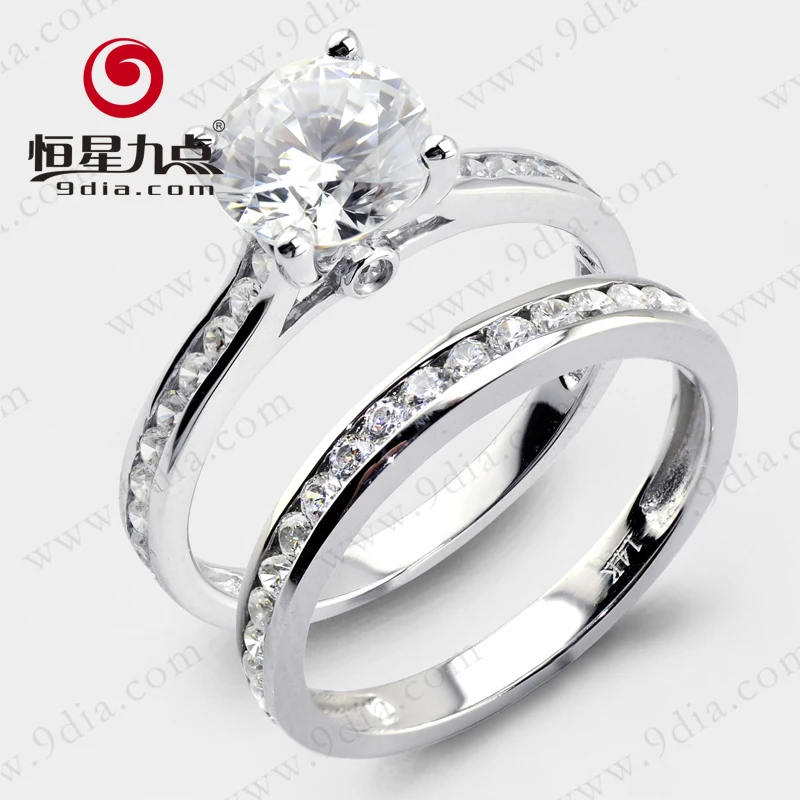 New Wholesale Guangzhou Fashionable 925 Sterling Silver Engagement Ring Synthetic Diamond