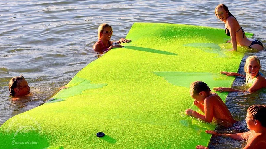 floating play mat