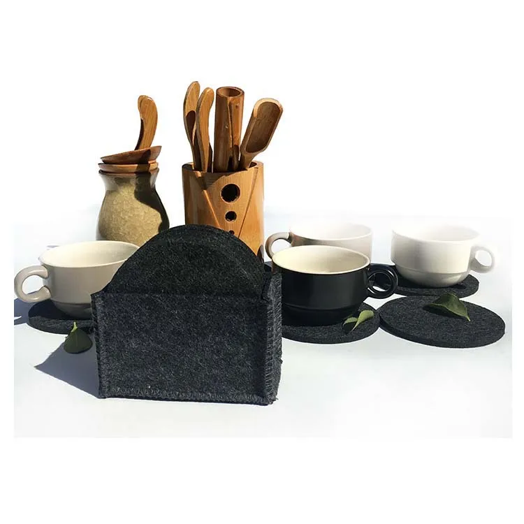

8 Pieces Durable Heat Resistant Round Felt Coasters for Drinks with Holder