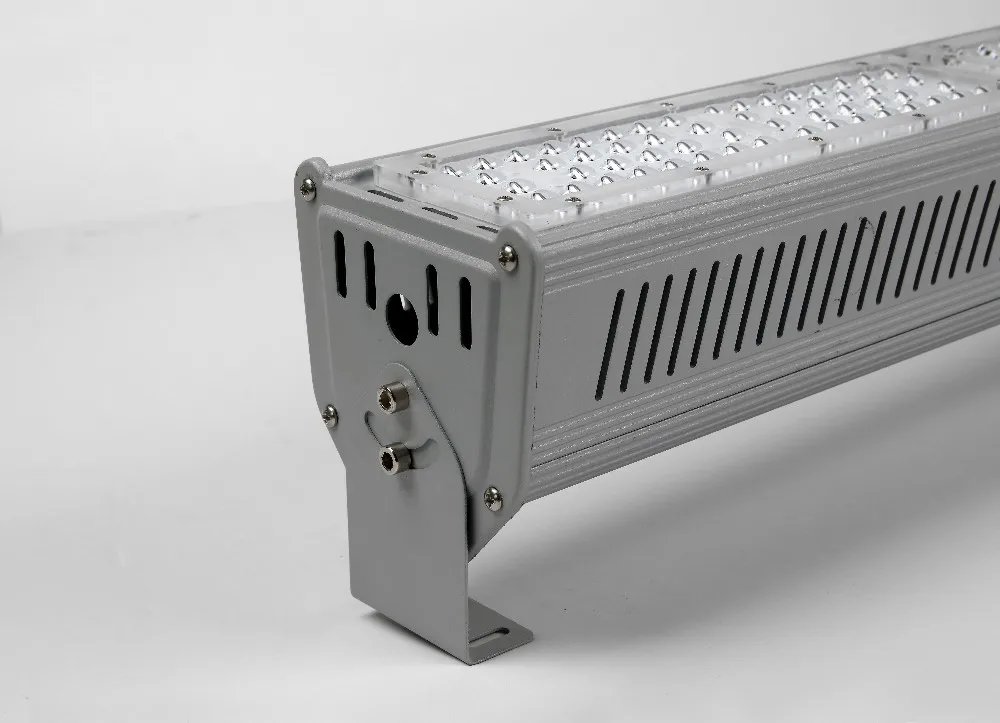linear light.jpg