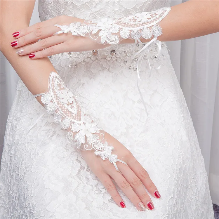 bridal gloves (8).jpg