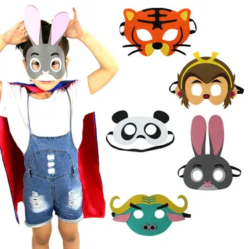 Jarak Jauh Ras Player Kelinci Kartun Masker Dengan Harimau Monyet