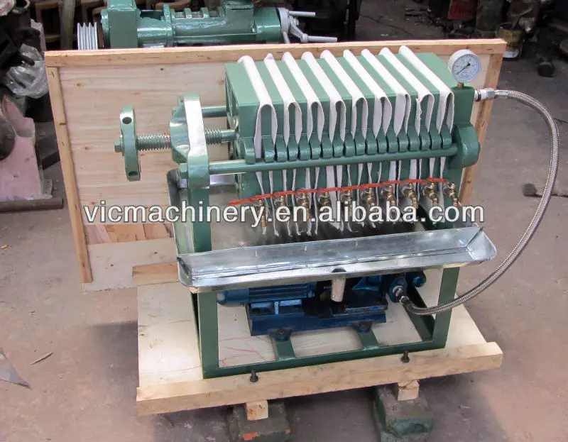 6LB-250 oil filter .jpg