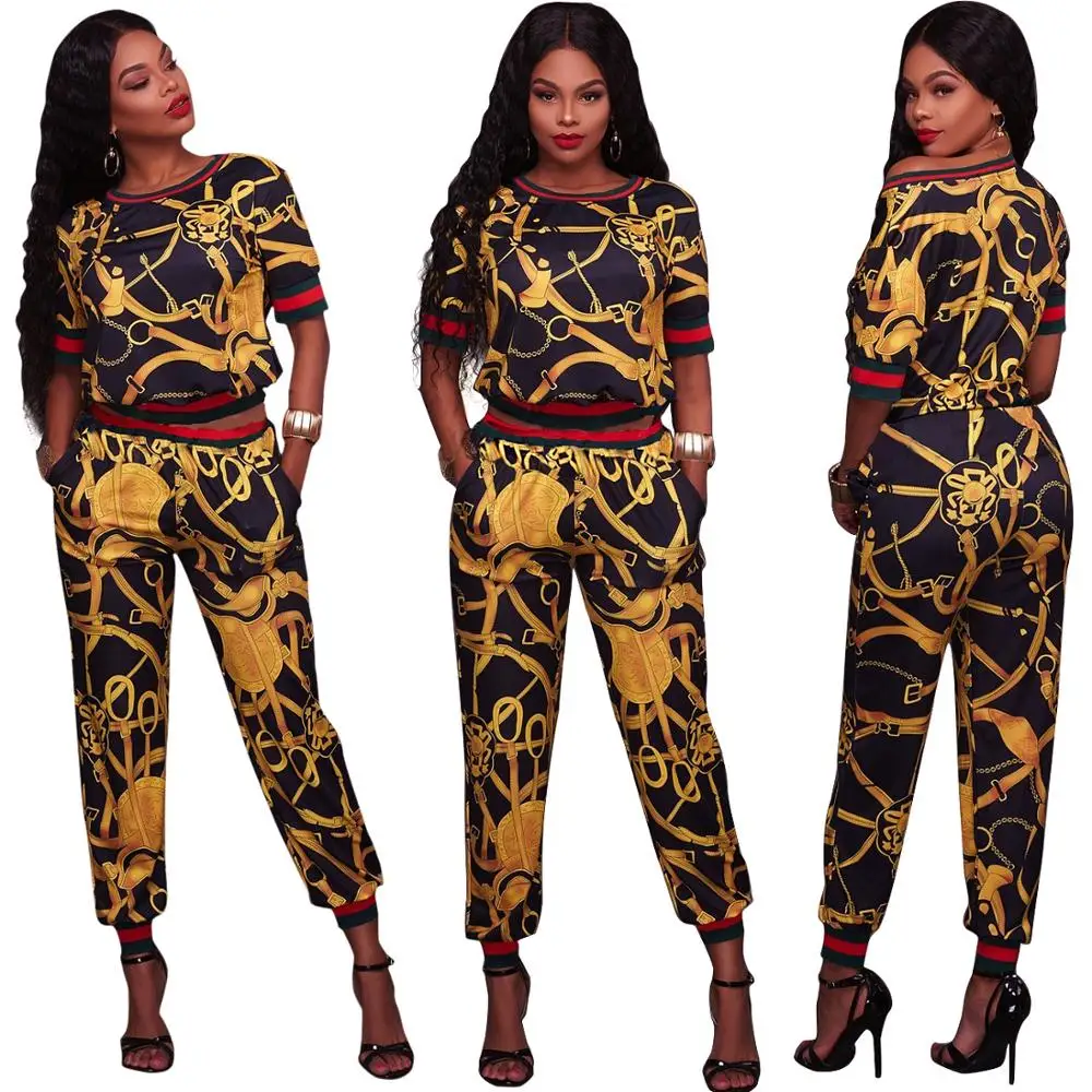 

Classical style half sleeves chain pattern printed women two piece short set