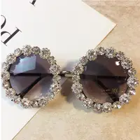 

2019 Hot sale uv-resistant round fashion sunglasses woman for women